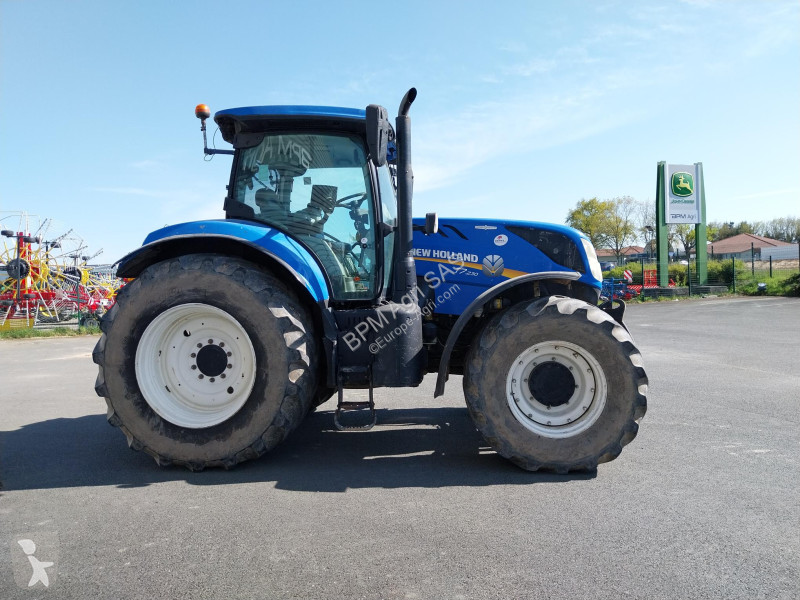Tracteur agricole New Holland