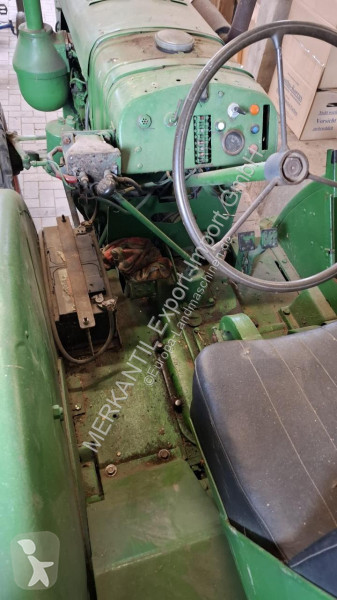 Tractor agrícola RS 04/30 mit Kremser