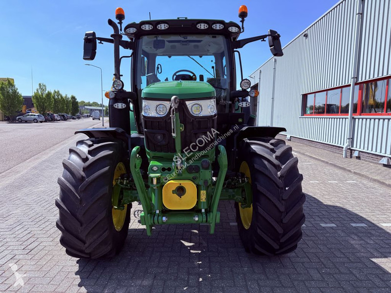 Tractor agrícola John Deere 130 Command Pro...