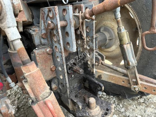 Tracteur agricole Renault tracteur 75-32 à 9900...