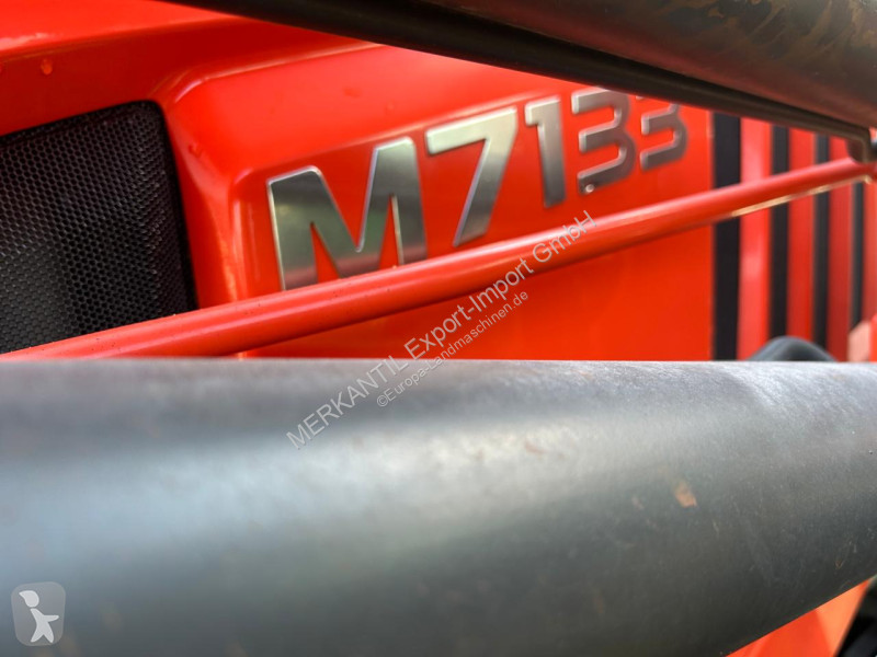 Tractor Kubota M 7133