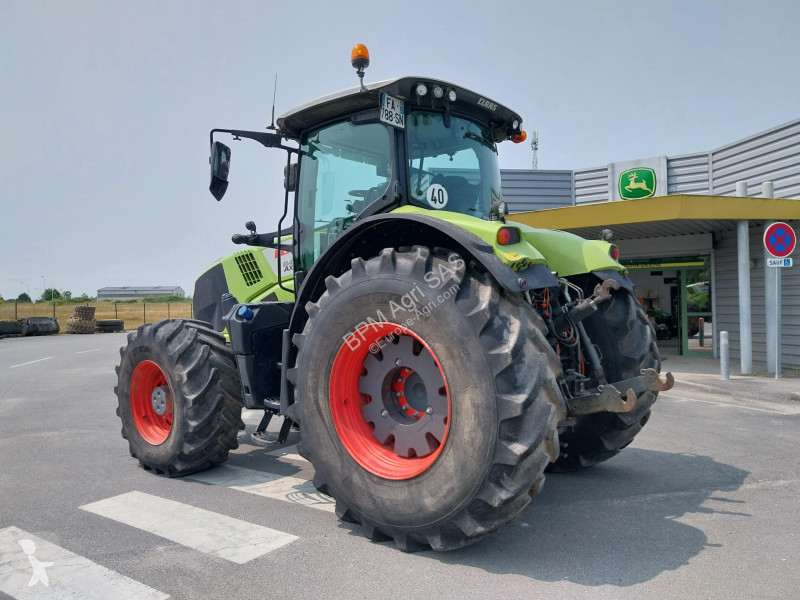 Tracteur agricole Claas