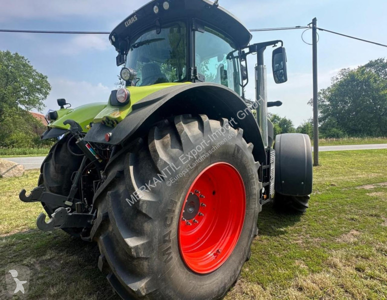 Tractor agrícola Claas Axion 870 CMATIC