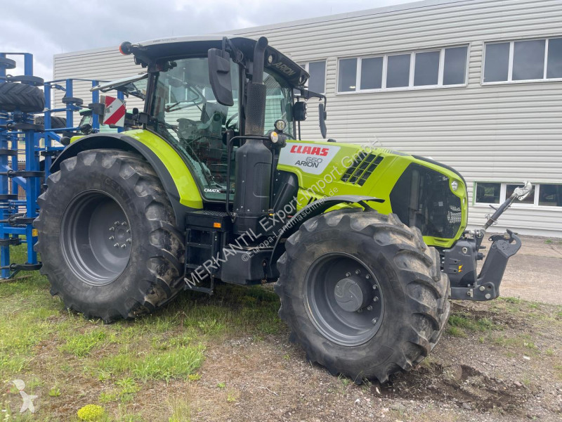 Tractor agrícola Claas Arion 660