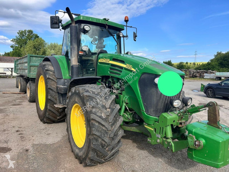 Tractor agrícola John Deere 7820