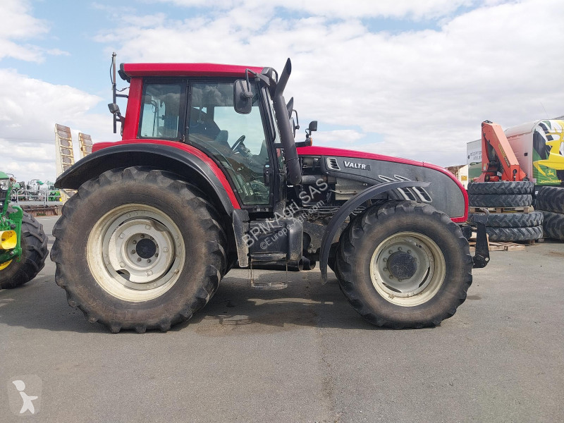 Tractor Valtra