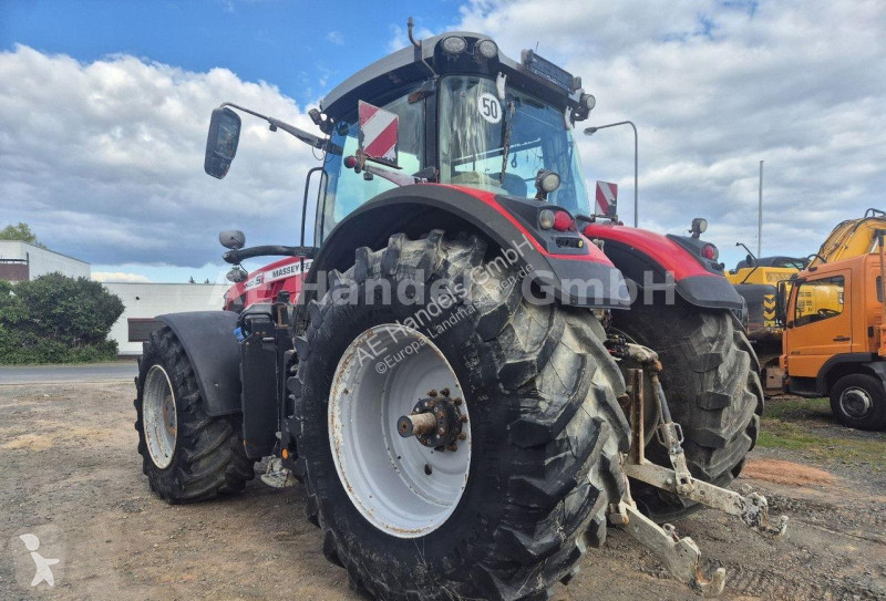 Tractor Massey Ferguson