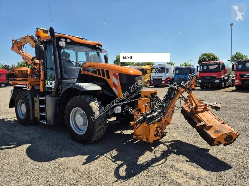 Tractor JCB