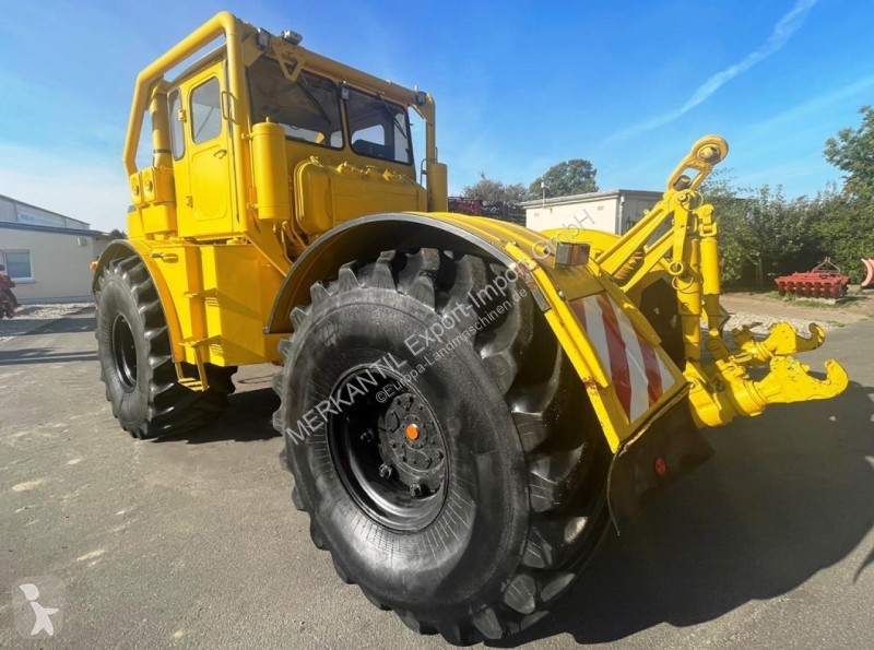Tractor K700A V8 Zapfwelle / PTO