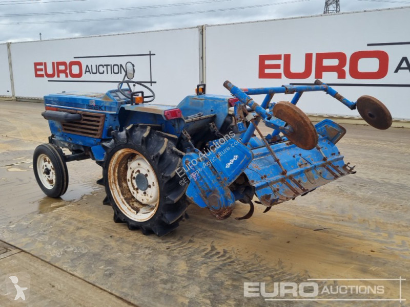 Lantbrukstraktor  TL2300