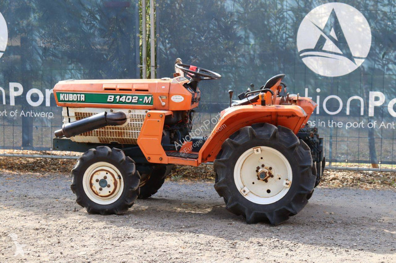 Tractor agrícola Kubota B1402-M
