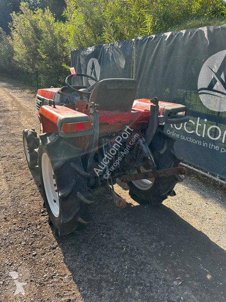 Tractor agrícola Kubota GL221 Grandel
