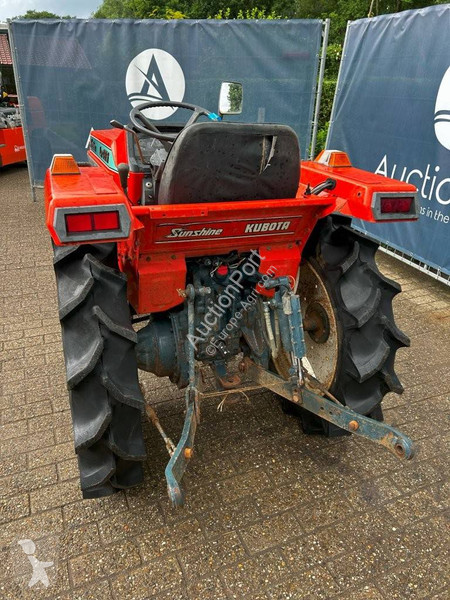 Tractor agrícola Kubota B1-14D