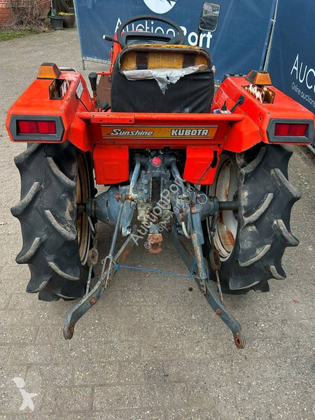 Tractor Kubota L1-235 P.S.