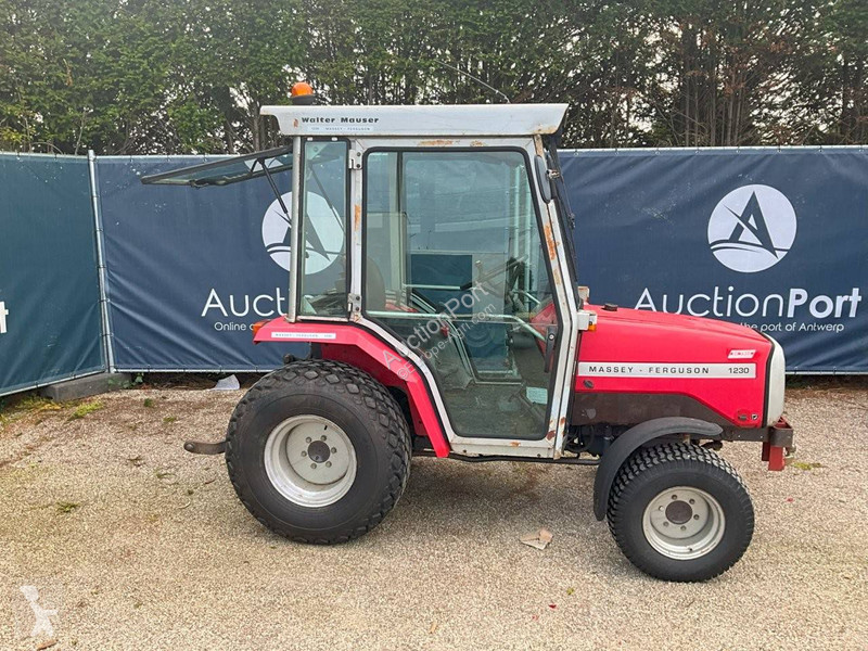 Tracteur agricole Massey Ferguson 1230