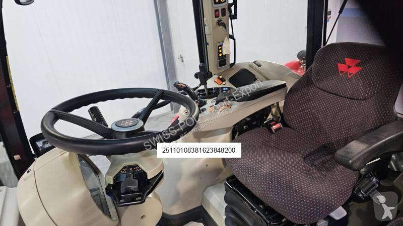 Traktor Massey Ferguson 5611