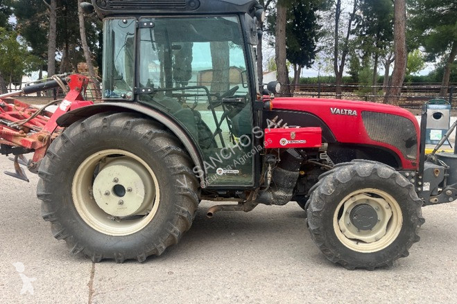 Valtra F105S Sin Adblue tractor