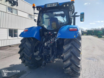 Tracteur agricole New Holland