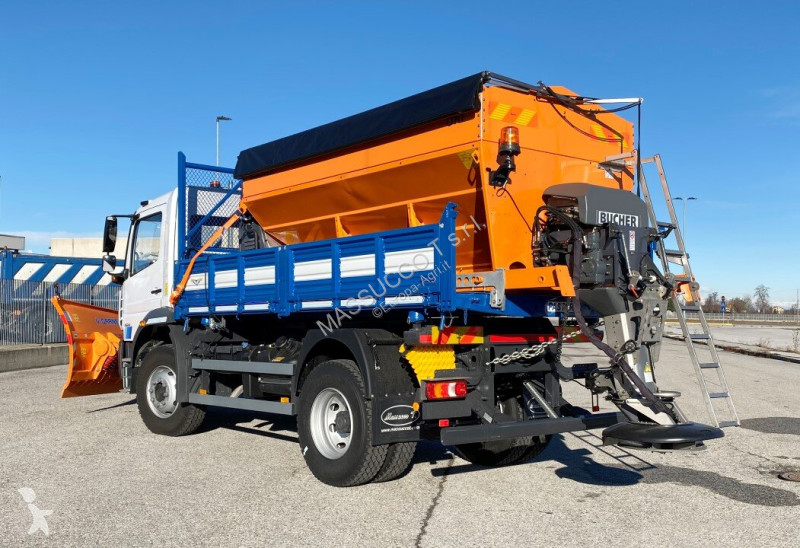 Lantbrukstraktor Mercedes Atego 1524