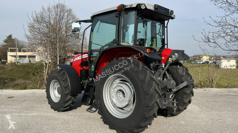 Trattore Massey Ferguson 5711 DYNA4 4X4