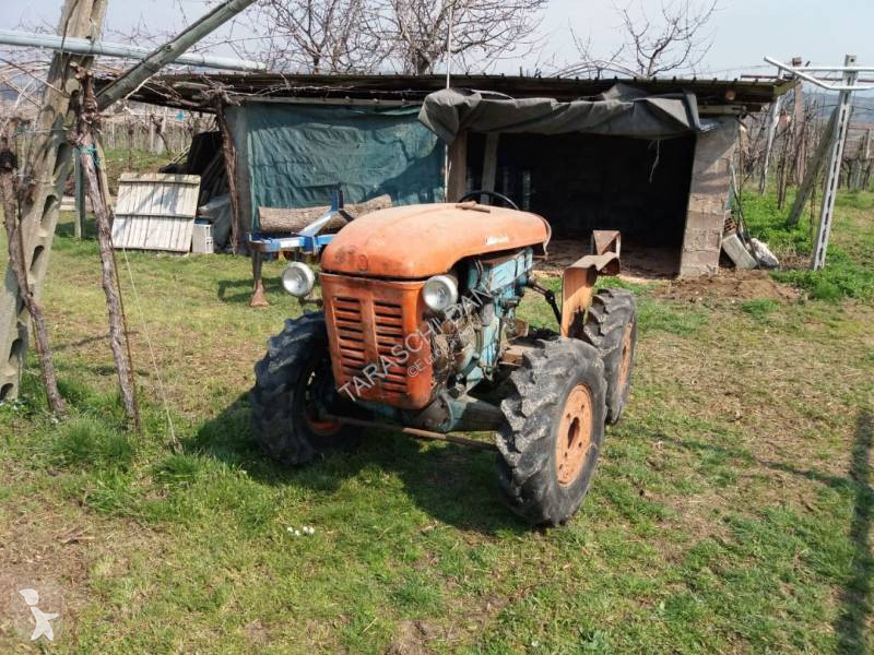 Tractor agrícola Eron Meroni  D.350  HP.32