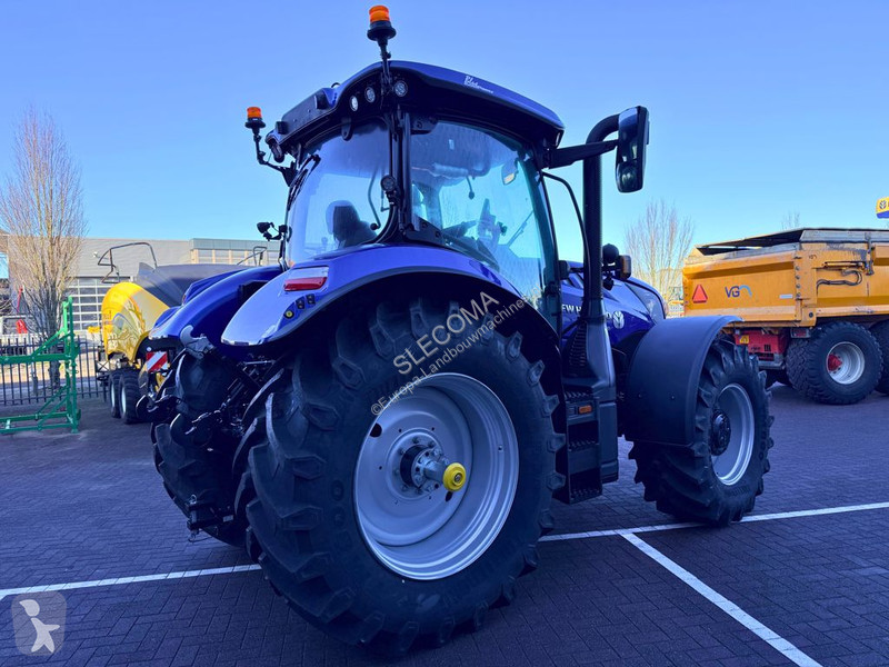 New Holland T6.180 AC Stage V Blue Power tractor