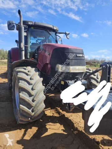 Tracteur agricole Case
