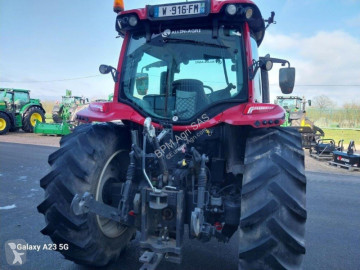 Tracteur agricole Valtra
