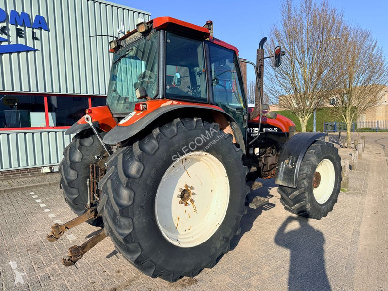 Landbrugstraktor New Holland M100 Dual Command