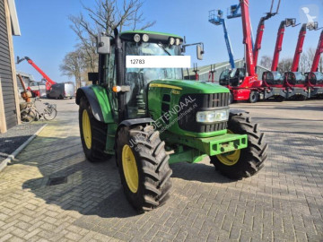 جرار زراعي John Deere