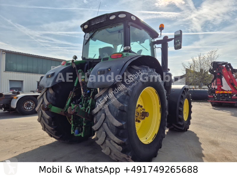 Landbrugstraktor John Deere 6215R  6,8L 188KW...