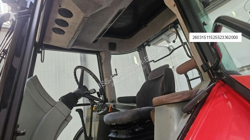 Traktor Massey Ferguson 8110