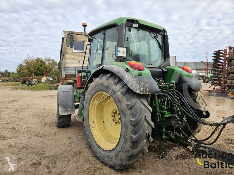 Lantbrukstraktor John Deere 6430