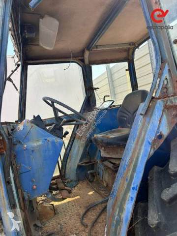 Tracteur agricole Ebro