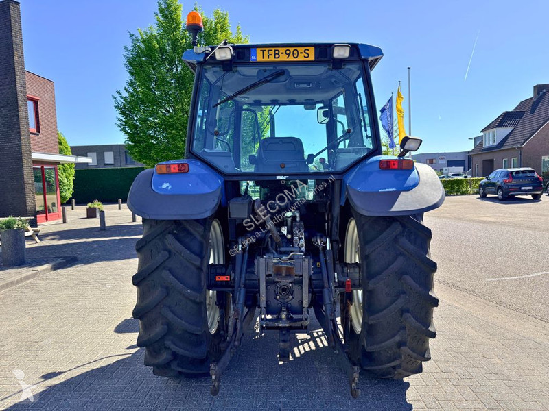 New Holland TS90 4WD Shuttle tractor