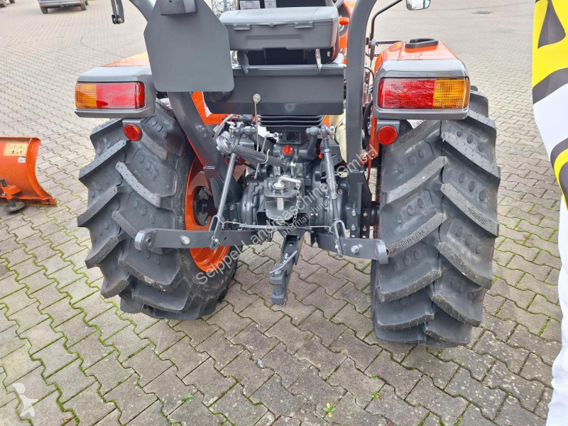 Kubota  L1-382 DW EC Quicke C13S tractor