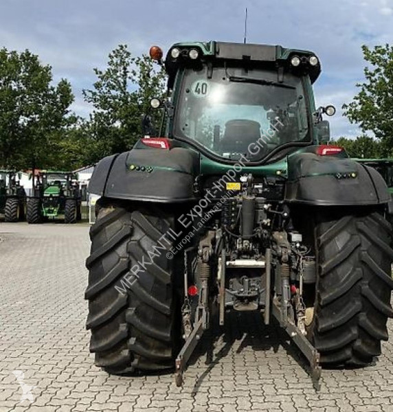 Lantbrukstraktor Valtra T174 Versu