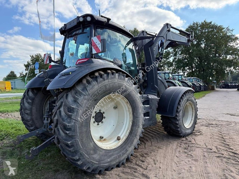 Landbrugstraktor Valtra  T 254 Versu