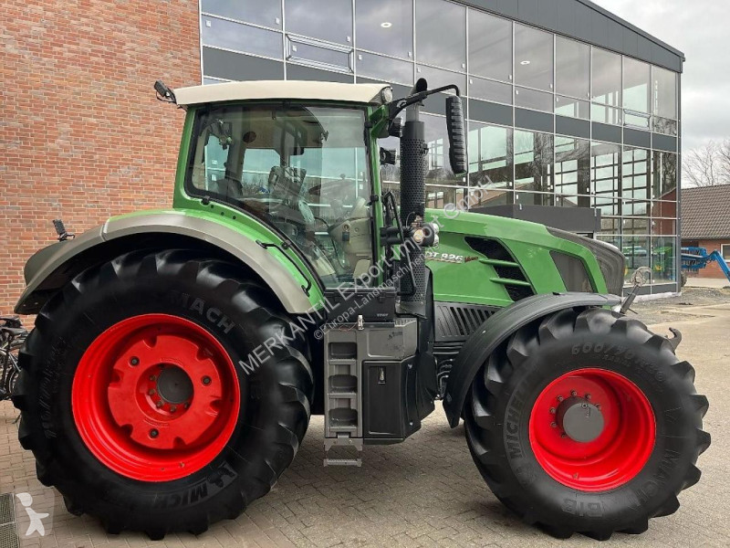 Lantbrukstraktor Fendt  826 Vario Profi Plus