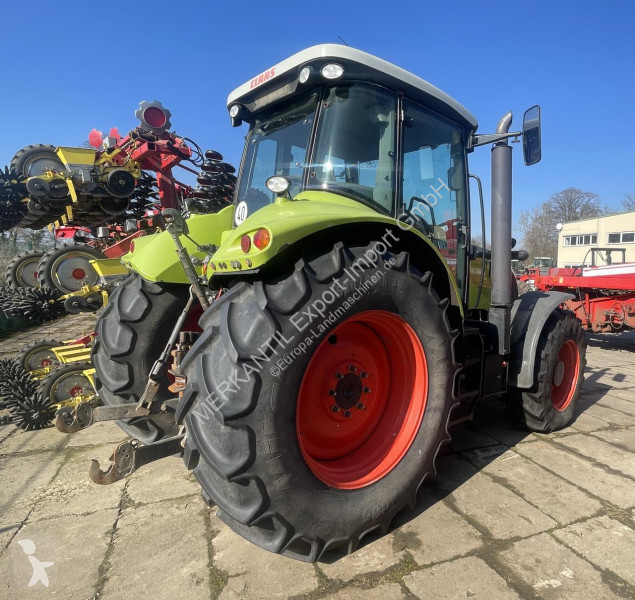 Lantbrukstraktor Claas  Arion 640