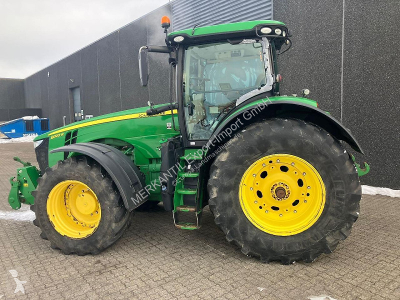 Landbrugstraktor John Deere 8320 R