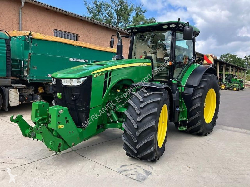 Lantbrukstraktor John Deere 8270R *E23* Motor neu