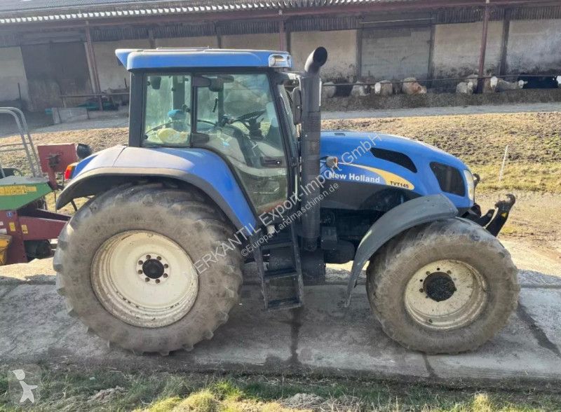 New Holland  TVT 145 tractor