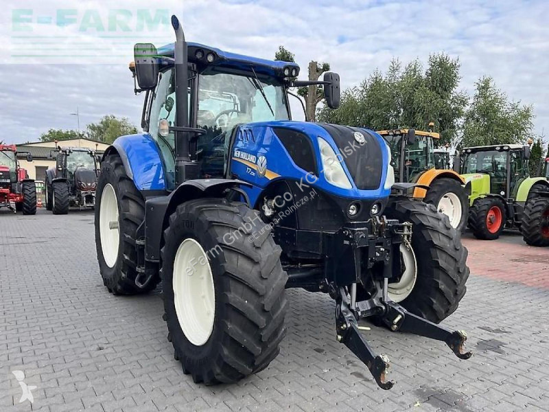 Traktor New Holland  t7.230 power command