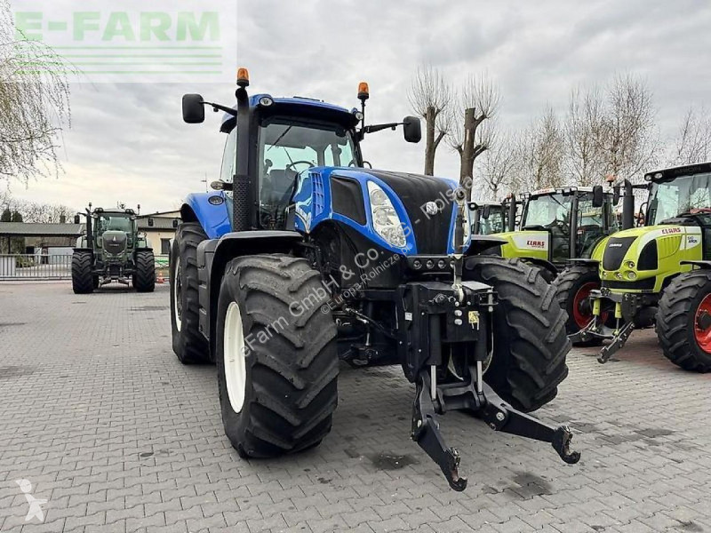 Traktor New Holland  t8.330 ultra command