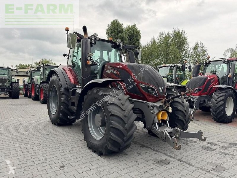 Valtra  t234 versu smarttouch tractor