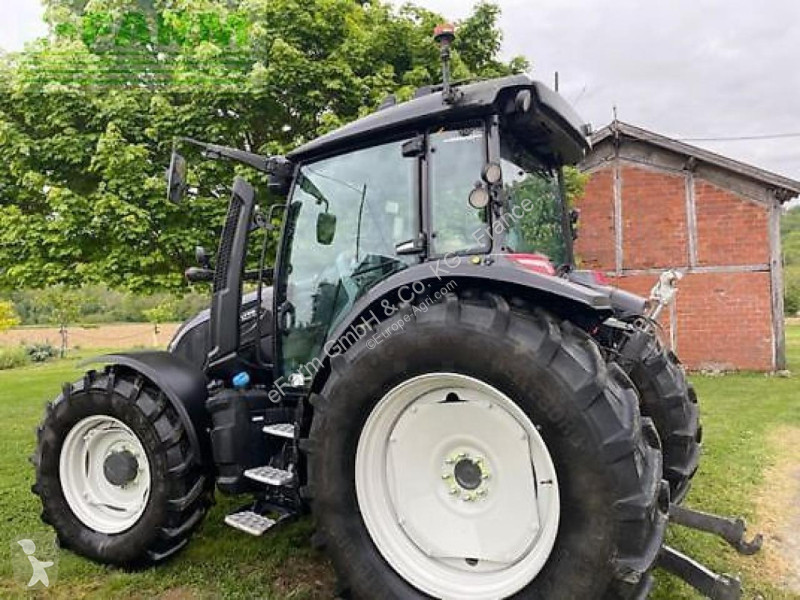 Lantbrukstraktor Valtra  g125v