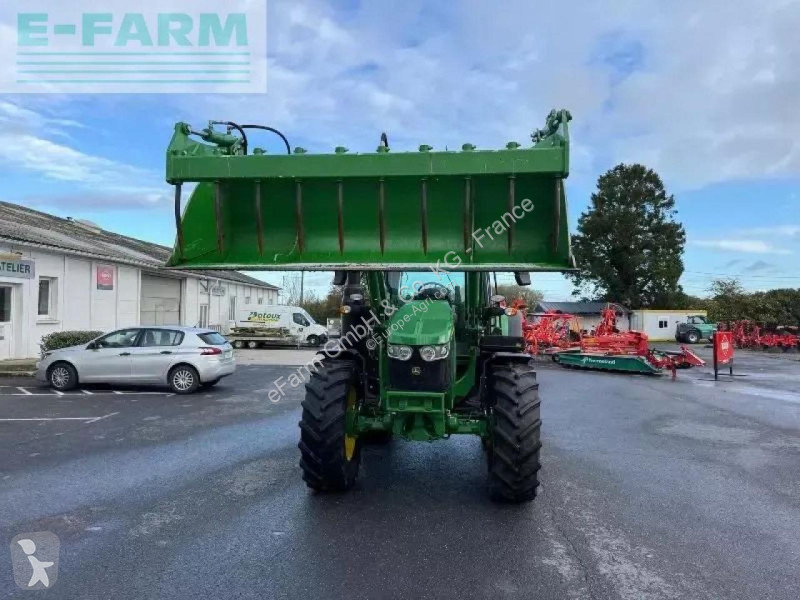 Landbrugstraktor John Deere  6100m