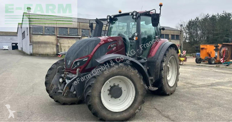 Landbrugstraktor Valtra  t 214 v smarttouch