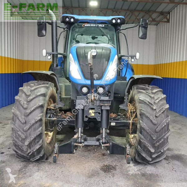 Landbrugstraktor New Holland  t7.245 p.c.